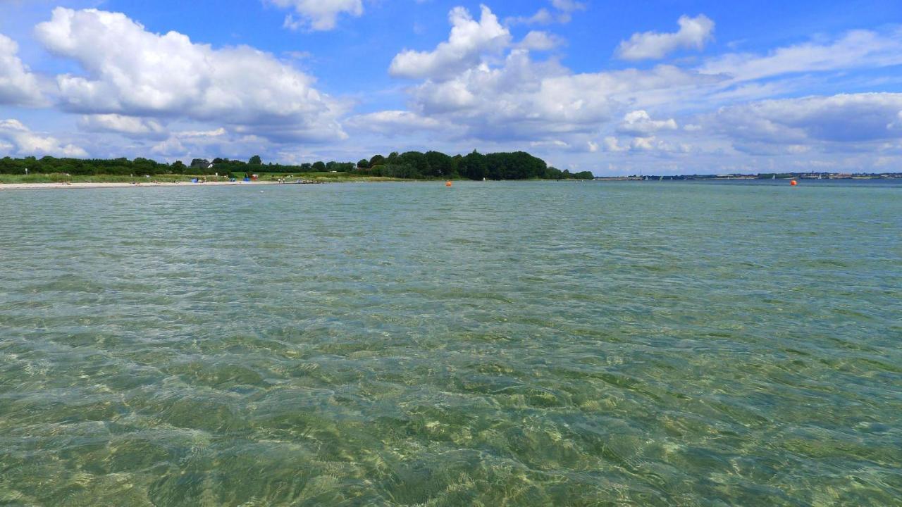 Seeblick I - Geraeumige 90Qm - Ganzes Haus - 50M Zum Naturstrand - Mit Terrasse Und Grossem Garten - Kueche Neu Glucksburg Bagian luar foto